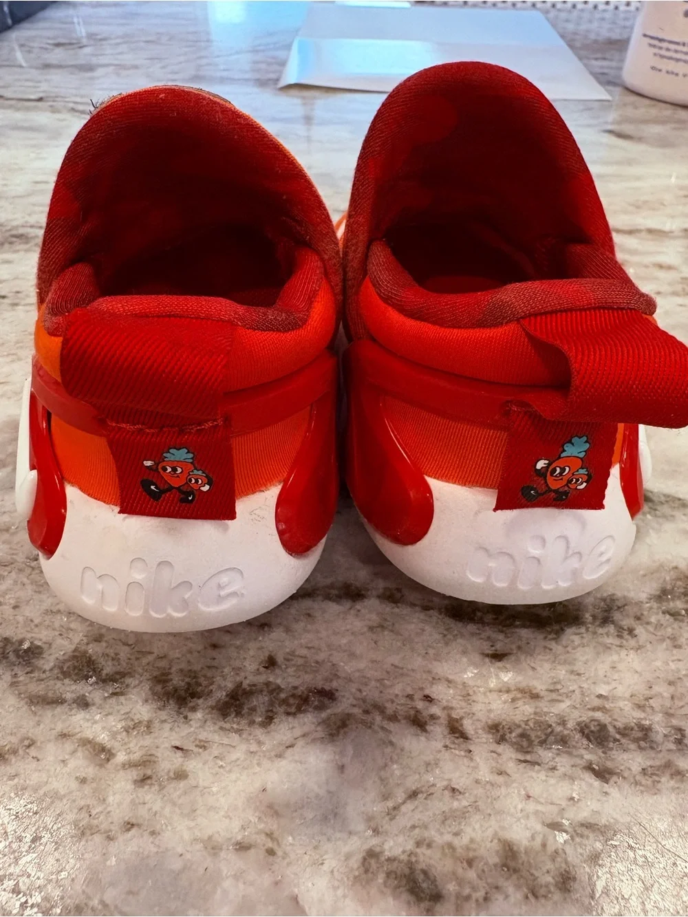 Nike easy slip